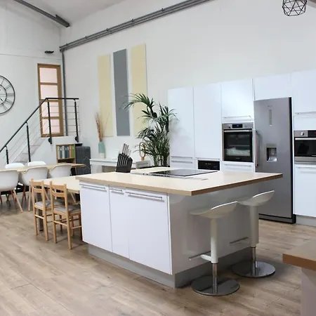 Loft Plein Centre-Ville Avec Parking Villa *